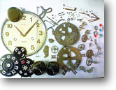 セイコー30日巻カギ巻柱時計 分解掃除(オーバーホール)---もうちょっと詳しく･･･拡大版【OVERHAUL】《 時計分解 》【times-machine.com】時計修理の分解工程・組立工程へ